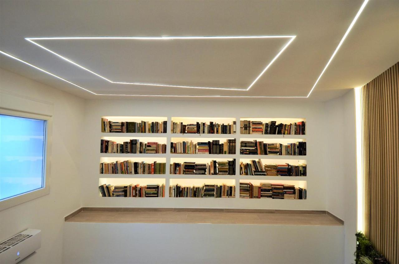 Appartement Biblioteca De Lujo En El Centro Historico De Málaga Extérieur photo